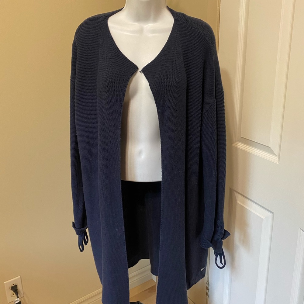 Cardigan - Picture 3 of 7